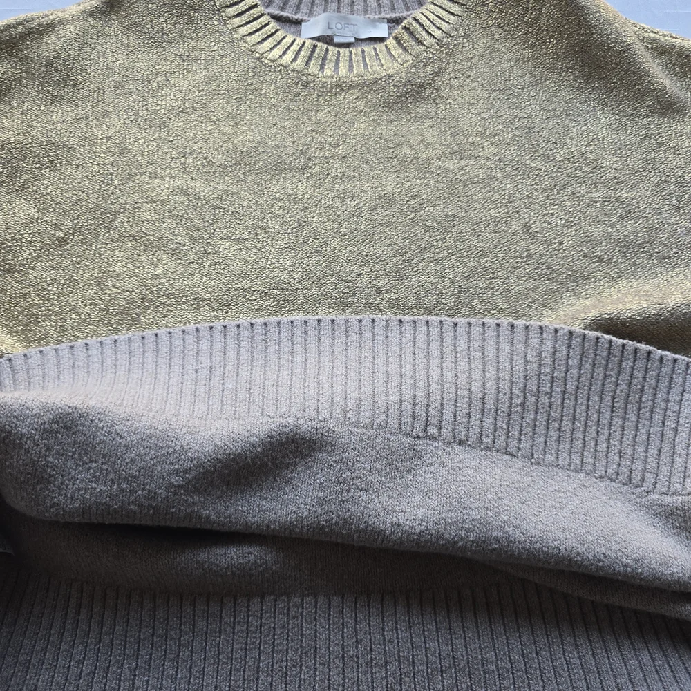 LOFT Shiny Gold Crew Neck‎ Sweater Scandigirl Fairycore